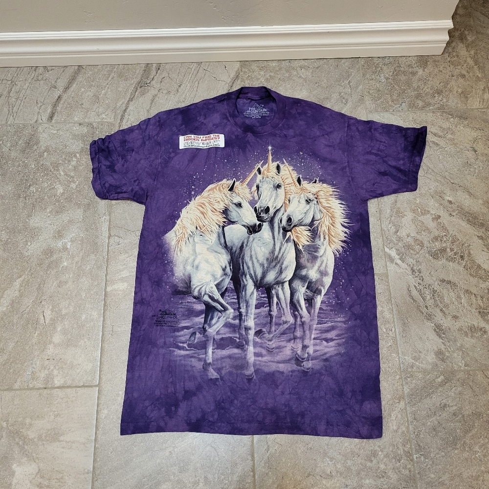NEW Rare Vintage The Mountain T Shirt Sunlit Unicorn 2013 medium